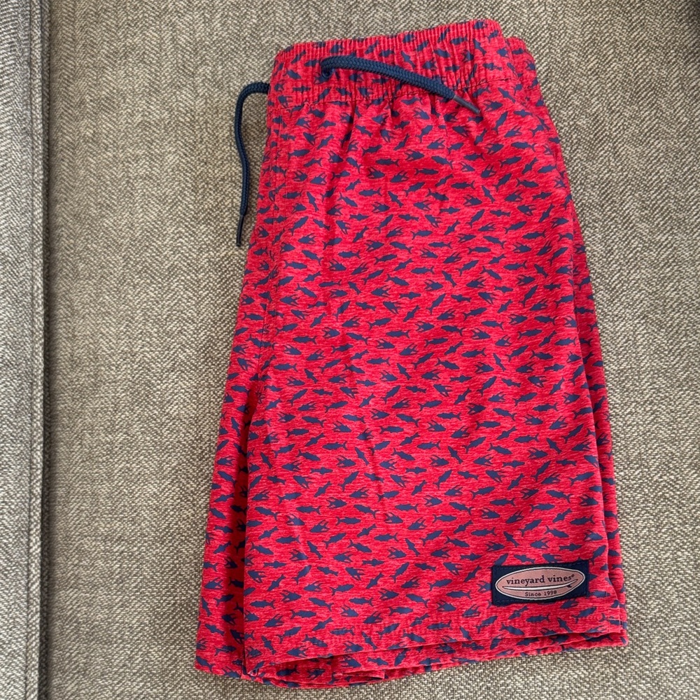 Vineyard Vines Red and Blue Leaf Print Shorts